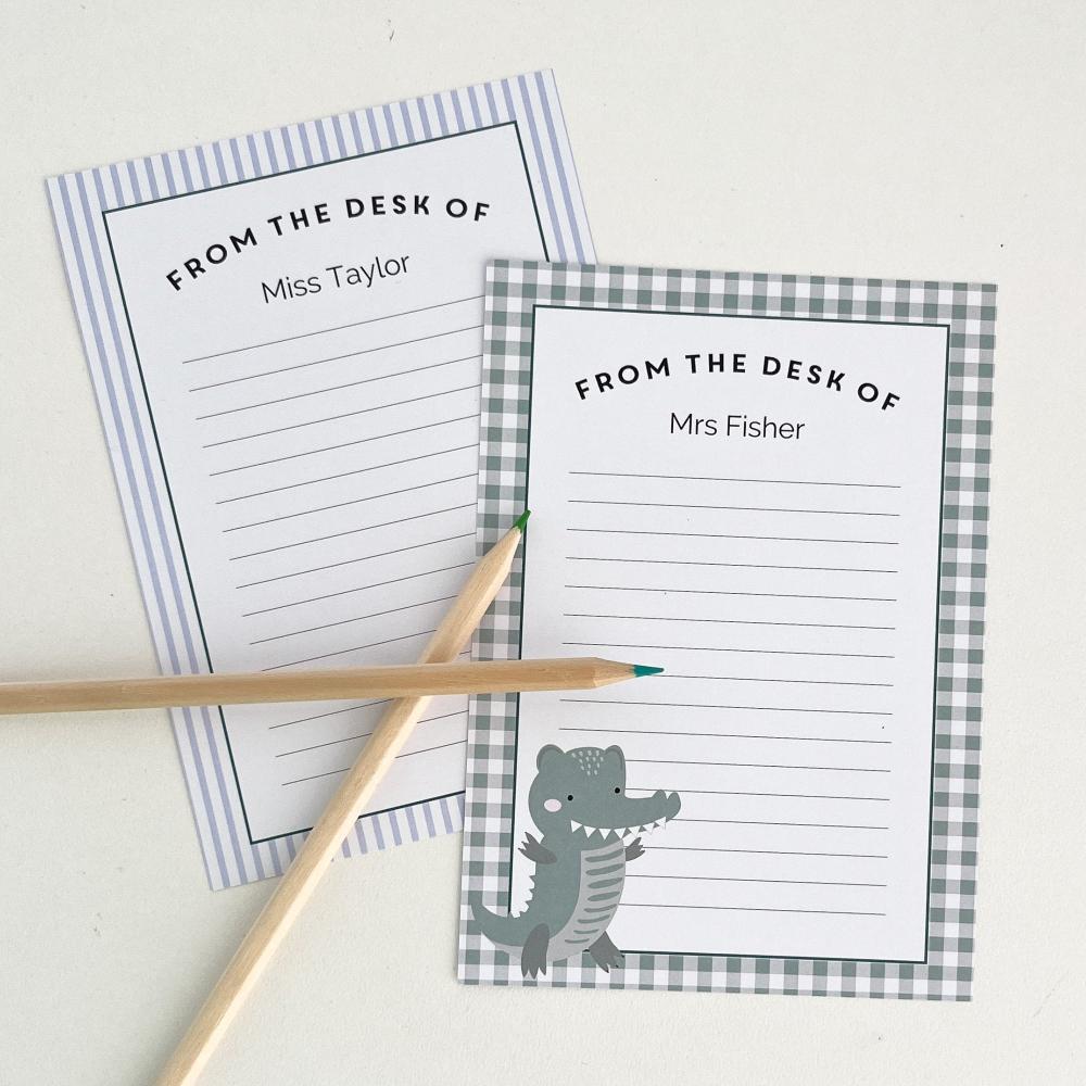Editable Note paper in a crocodile theme on a white bench.